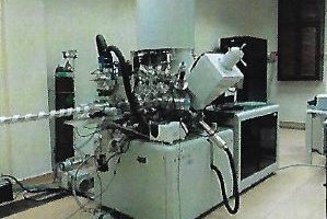 High-resolution-multi-technique-x-ray-spectrometer